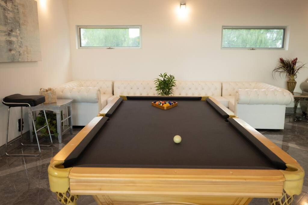 Beautiful Brand New Mansion Estate Casa vacanze