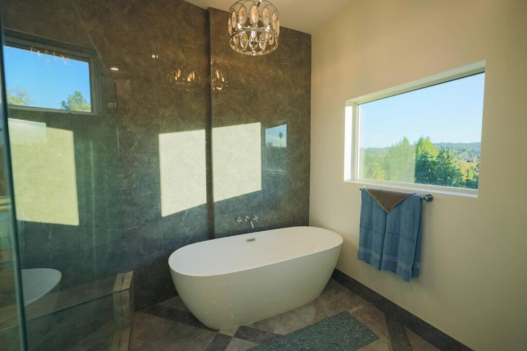 Beautiful Brand New Mansion Estate Los Angeles